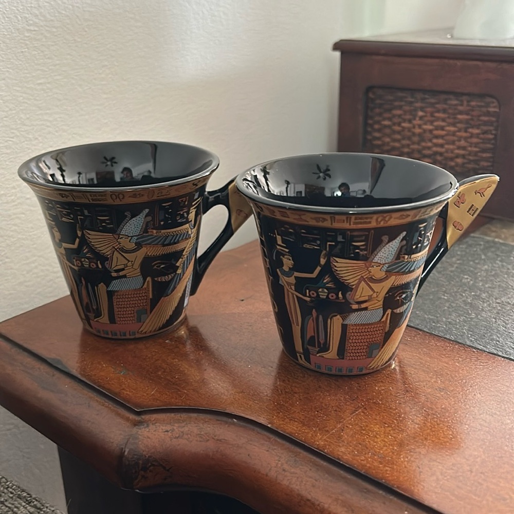🔥🔥Pair an 2 Egyptian Pharaoh Porcelain Mug Black Blue Gold 4.5” high 🇪🇬
